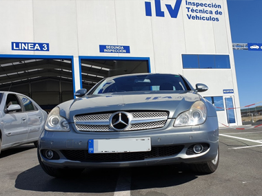 Mercedes CLS320 passes it's ITV import test first time in Lorca, Murcia Mercedes CLS outside ITV